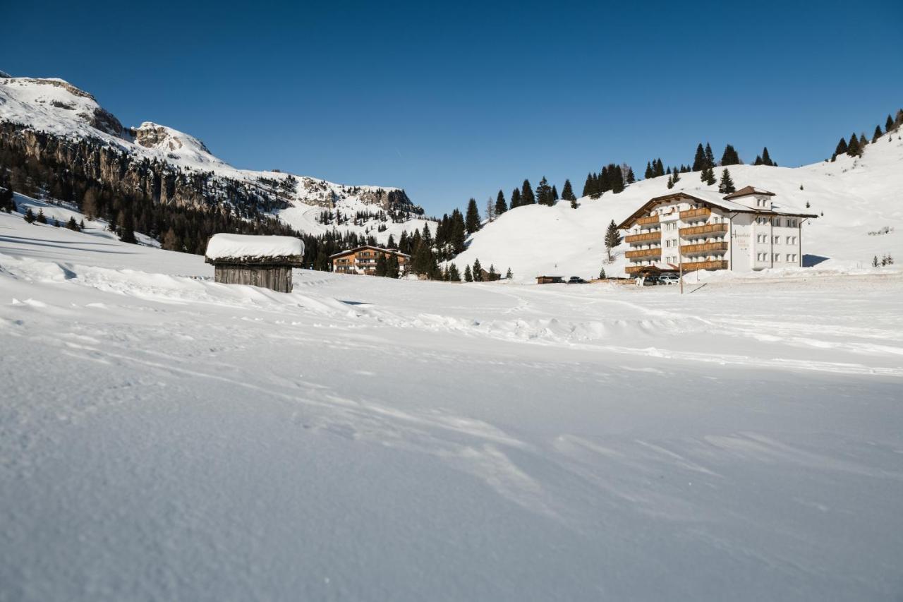 Apparthotel Sellaronda Arabba Ngoại thất bức ảnh