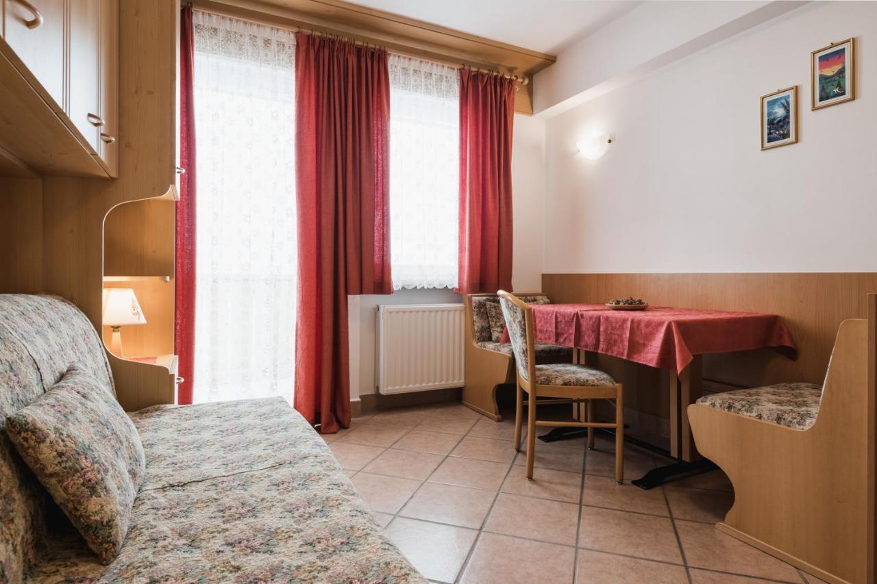 Apparthotel Sellaronda Arabba Ngoại thất bức ảnh